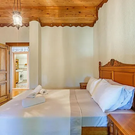 5 Bedroom Amazing Lake House 아파트 *