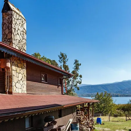 5 Bedroom Amazing Lake House 아파트